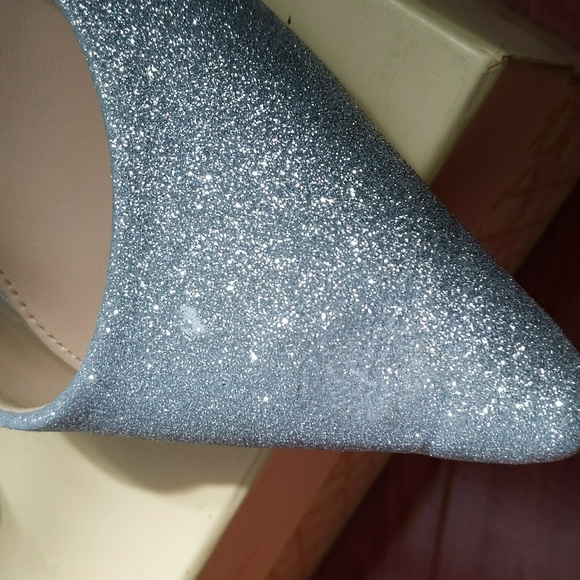 NIB Jewel Badgley Mischka Women's Ollie High Heel Pump Silver - Picture 12 of 14